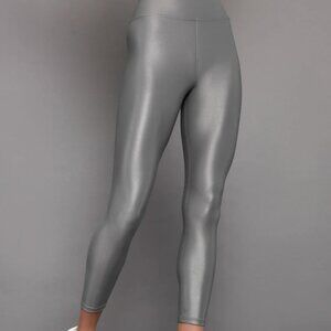 NWT - Carbon38 Legging in Takara Shine - Size S - Steel Gray
